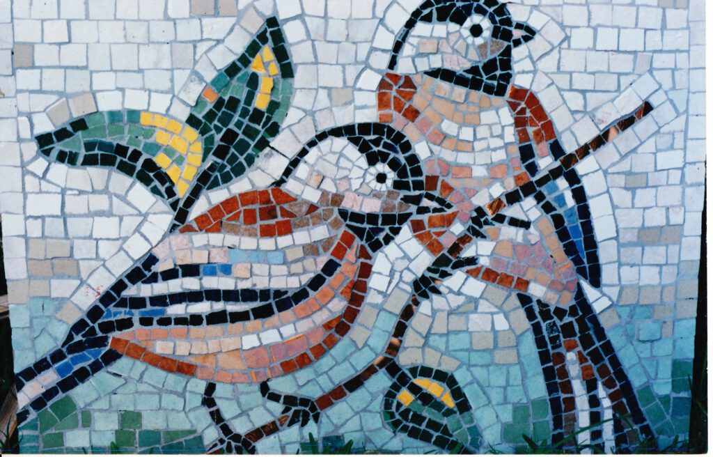 Pareja de Aves (Colonia Residencial Belencito, La Antigua Guatemala, Sacatepéquez) Casa particular