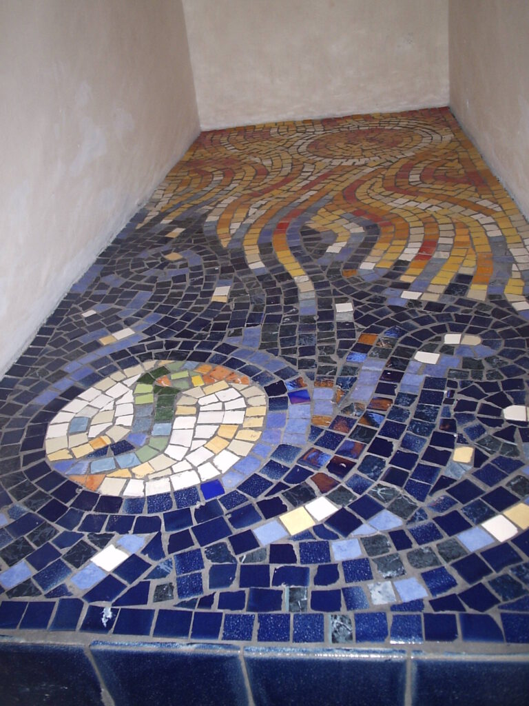 Sol y Luna – Lápida (Cementerio Privado San Lázaro, La Antigua Guatemala Sacatepéquez)