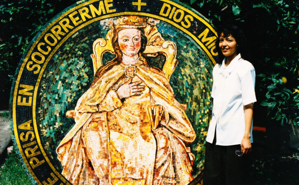 Virgen en el Coro. Interior del templo Mercedario (La Antigua Guatemala, Sacatepéquez)